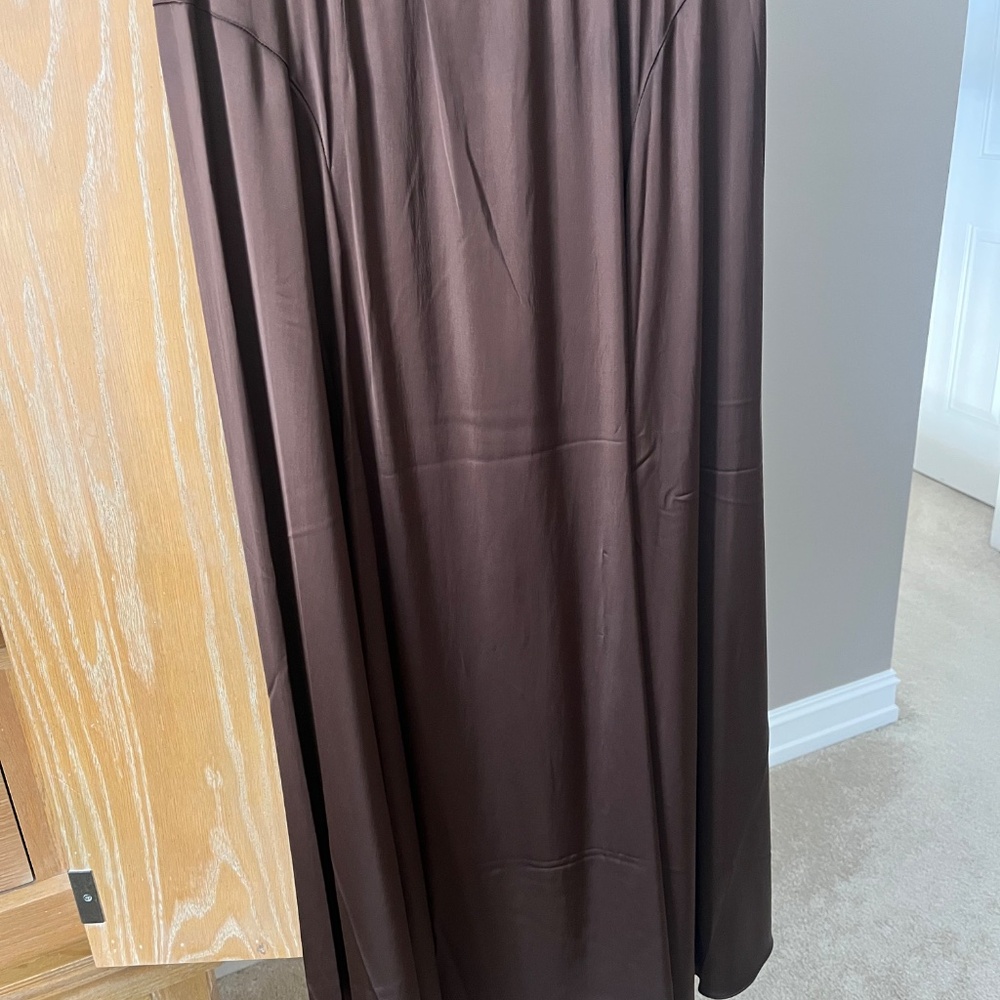 BANANA REPUBLIC STRETCH SATIN MAXI SKIRT SIZE M - Picture 2 of 4